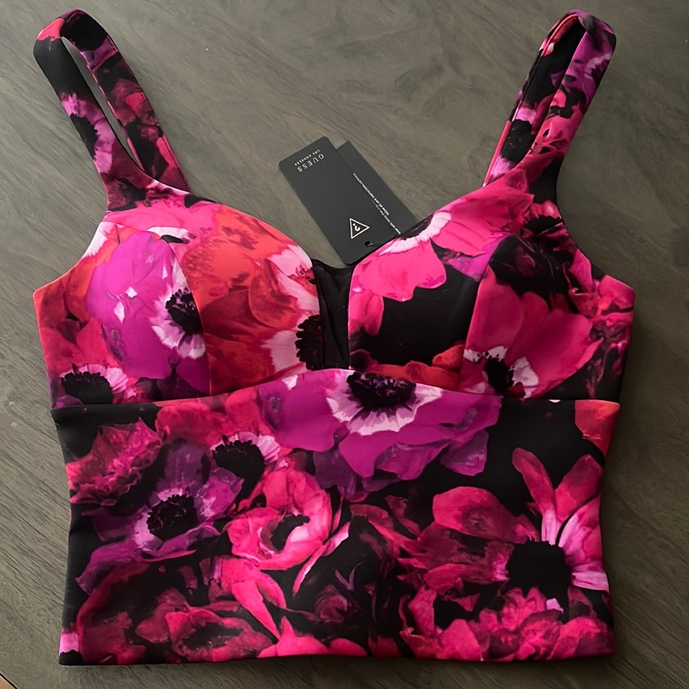 Brand new floral guess crop top